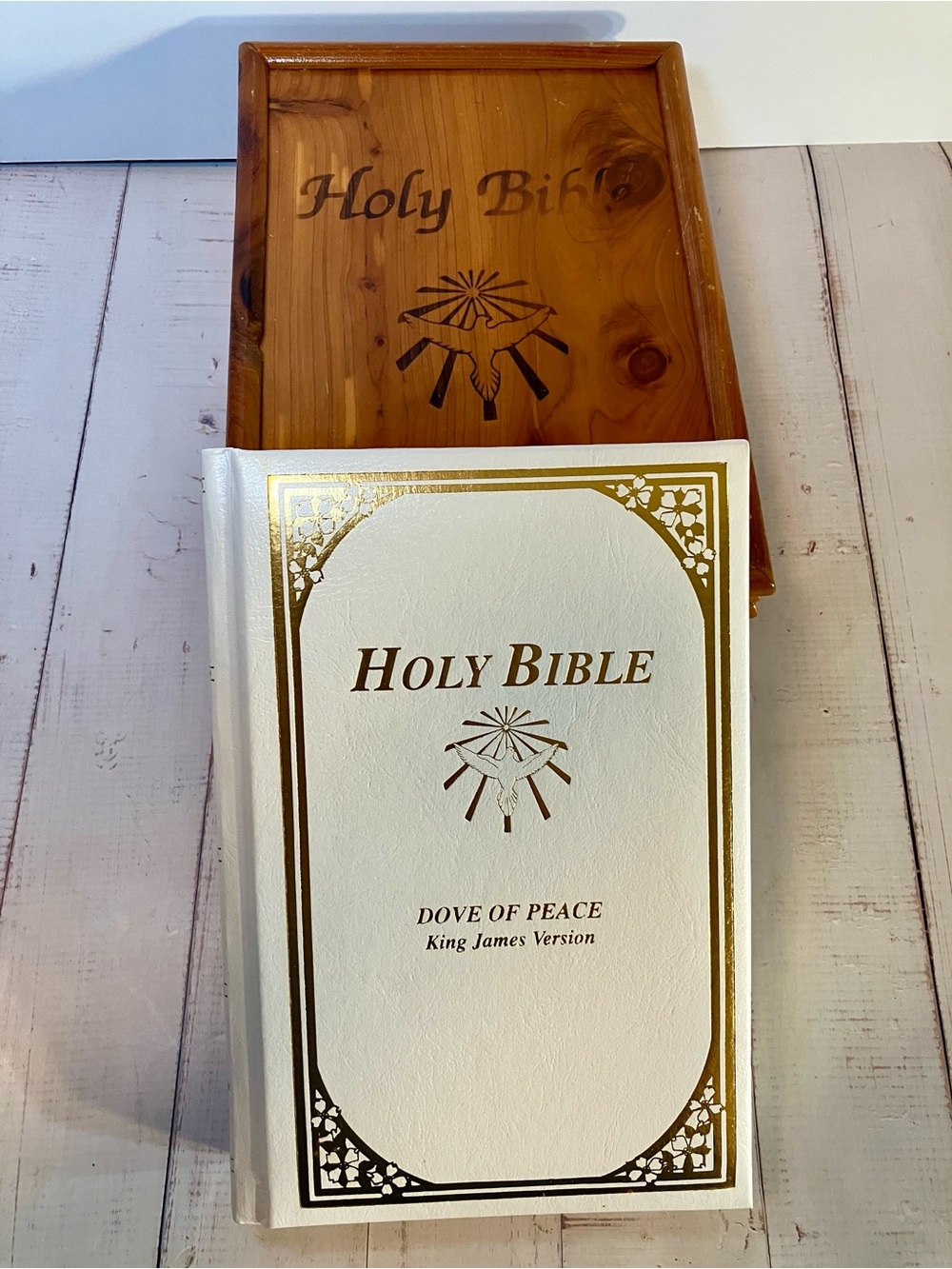 Vintage 1991 Dove of Peace KJV Bible + Cedar Box Set
